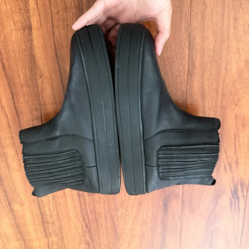J/Slides NYC Women's Black Slyvie Pull On Boots Size 8.5 M